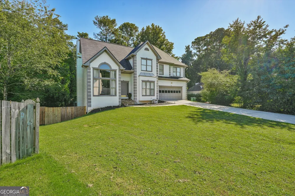 2170 Thorndale DR SW Lilburn, GA 30047