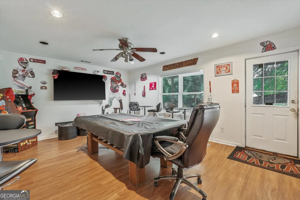 2170 Thorndale DR SW Lilburn, GA 30047