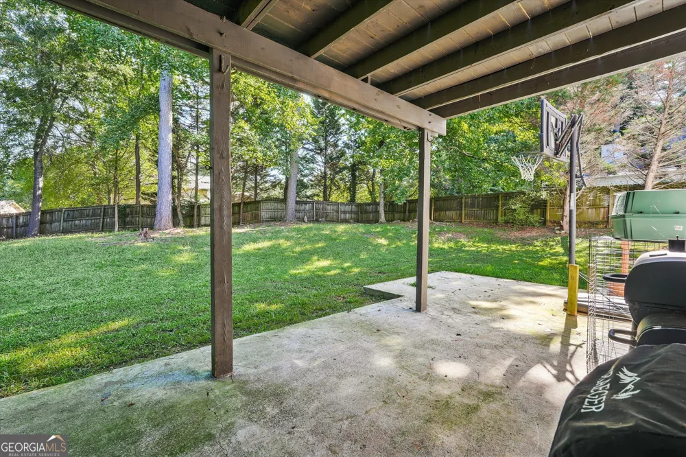 2170 Thorndale DR SW Lilburn, GA 30047