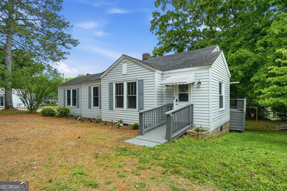 3022 Maple RD SE Lindale, GA 30147