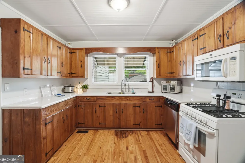 3022 Maple RD SE Lindale, GA 30147
