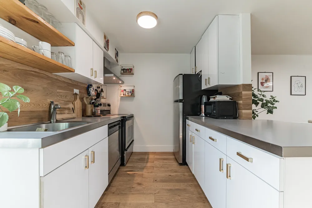 300 Crockett Street #111 Austin, TX 78704