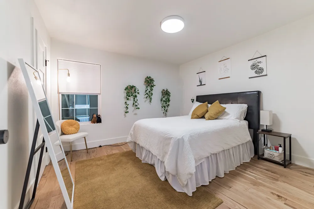300 Crockett Street #111 Austin, TX 78704