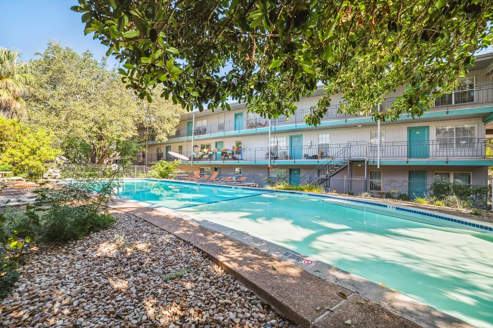 300 Crockett Street #111 Austin, TX 78704