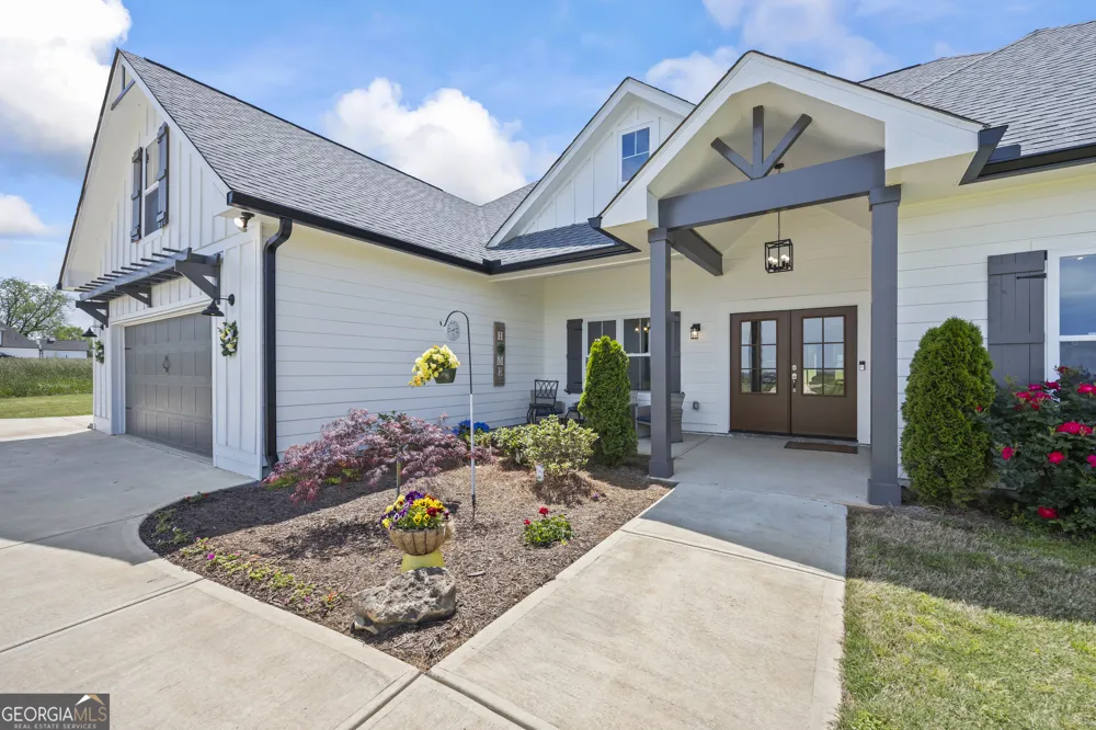 209 Unawatti RD Canon, GA 30520