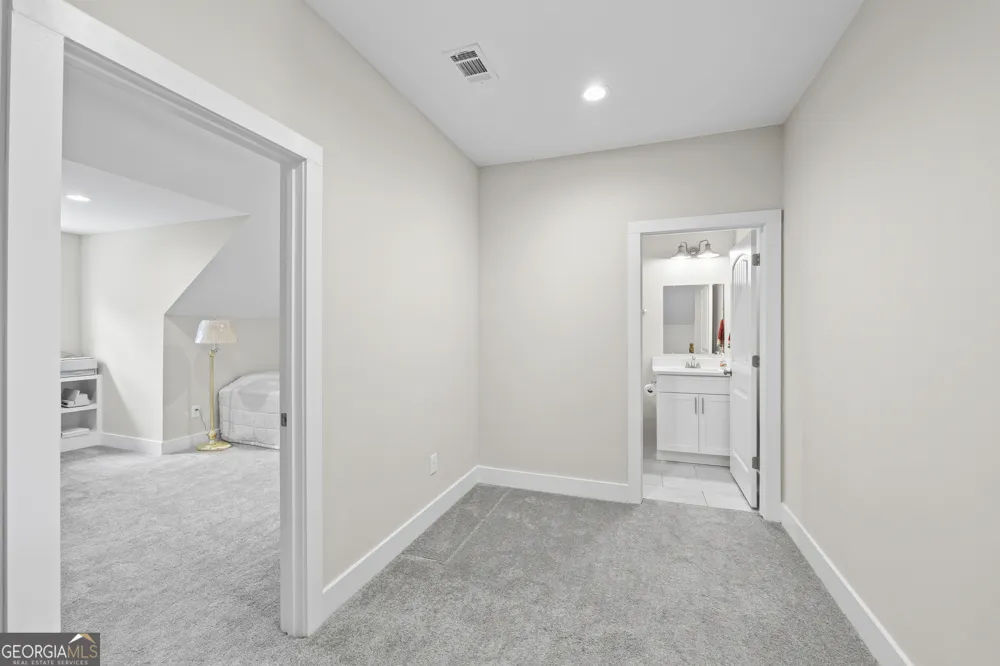 209 Unawatti RD Canon, GA 30520
