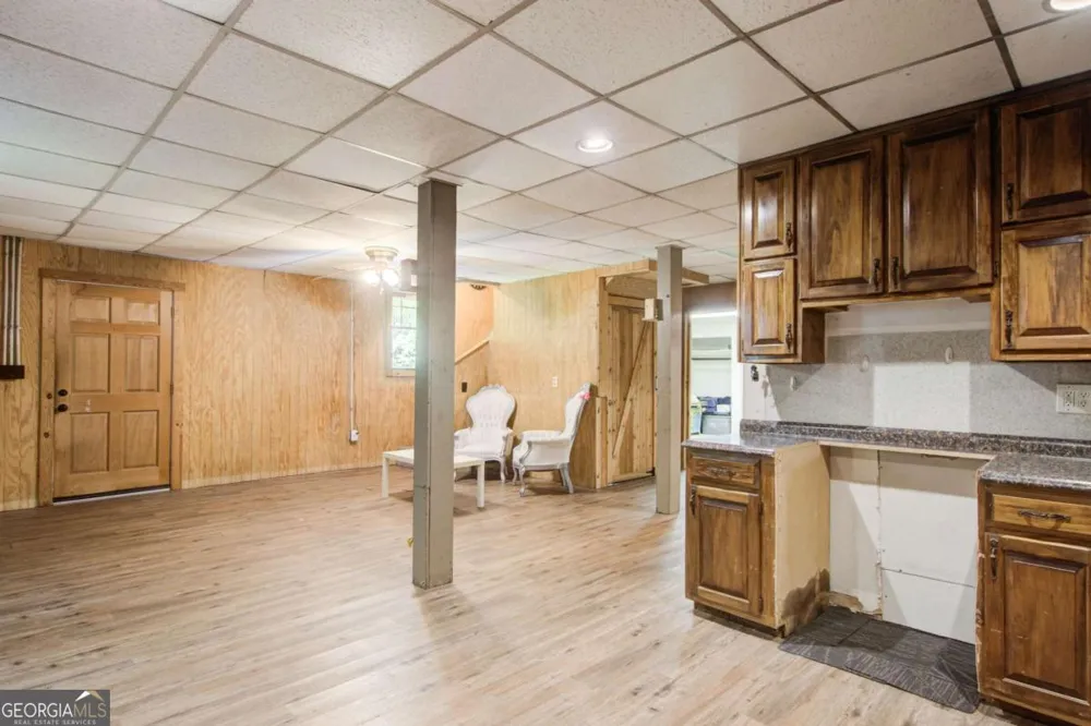 8176 E HIGHWAY 5 Whitesburg, GA 30185