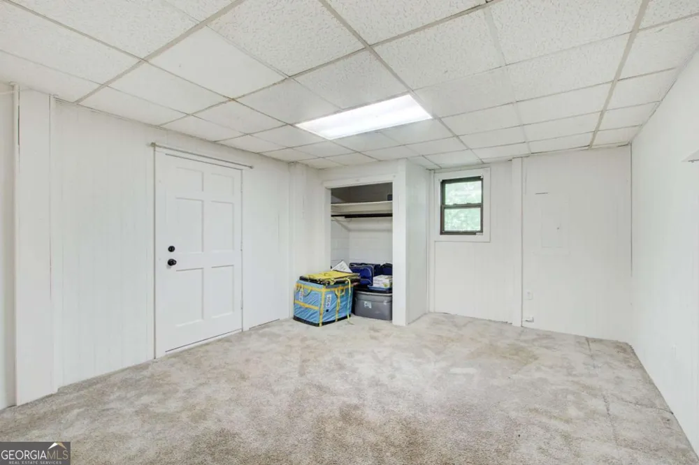 8176 E HIGHWAY 5 Whitesburg, GA 30185