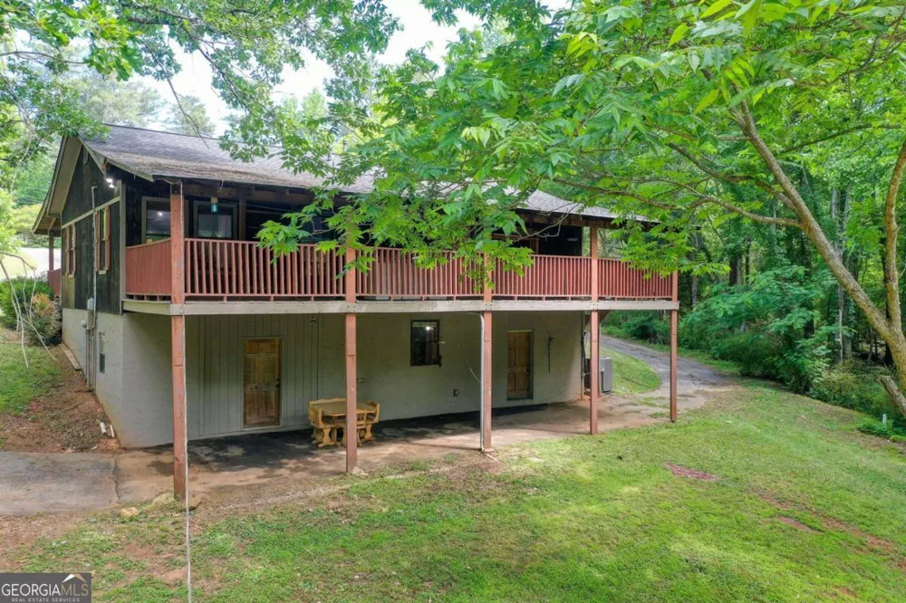 8176 E HIGHWAY 5 Whitesburg, GA 30185