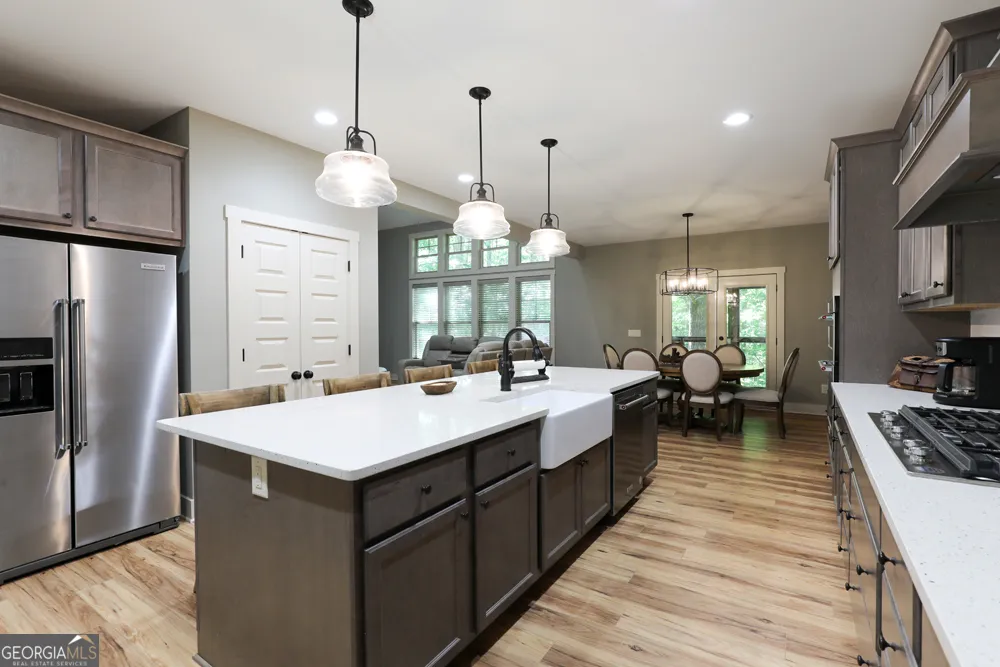 990 Yonah Lake DR Sautee Nacoochee, GA 30571