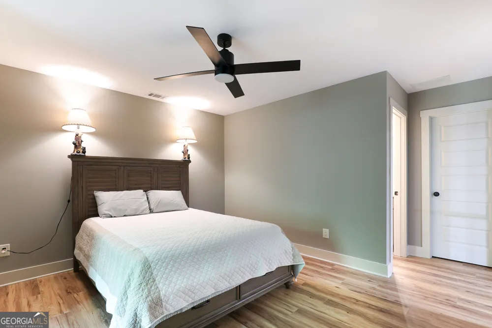 990 Yonah Lake DR Sautee Nacoochee, GA 30571