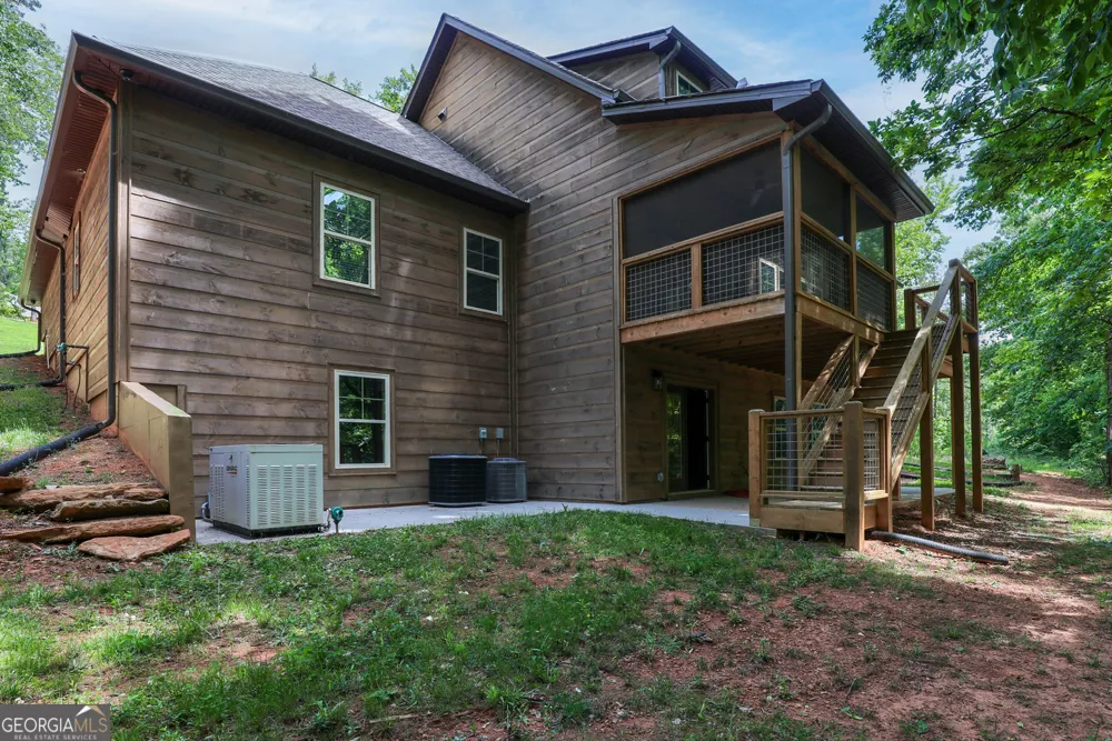 990 Yonah Lake DR Sautee Nacoochee, GA 30571