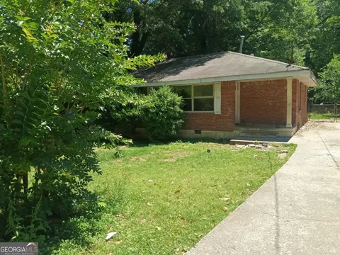 1238 Lloyd DR