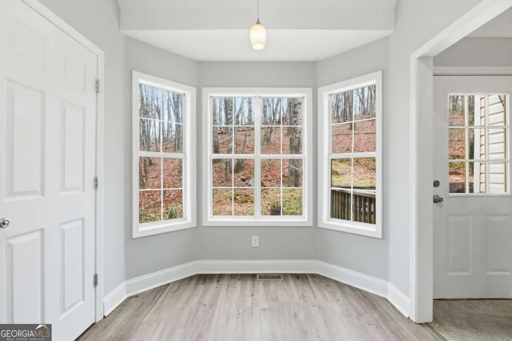 158 Ridge LN Lula, GA 30554