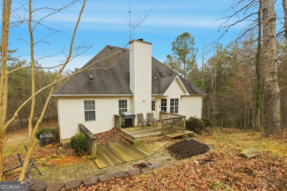 158 Ridge LN Lula, GA 30554