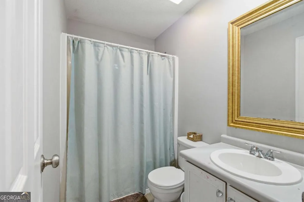 158 Ridge LN Lula, GA 30554