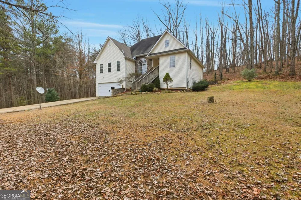 158 Ridge LN Lula, GA 30554