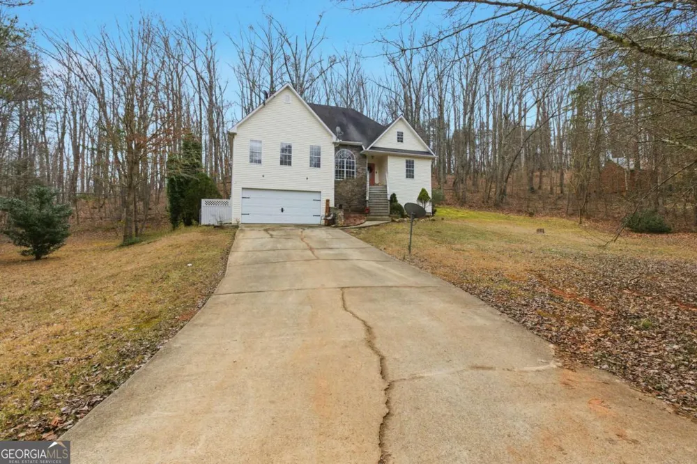 158 Ridge LN Lula, GA 30554