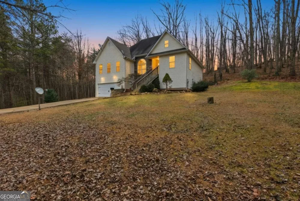 158 Ridge LN Lula, GA 30554