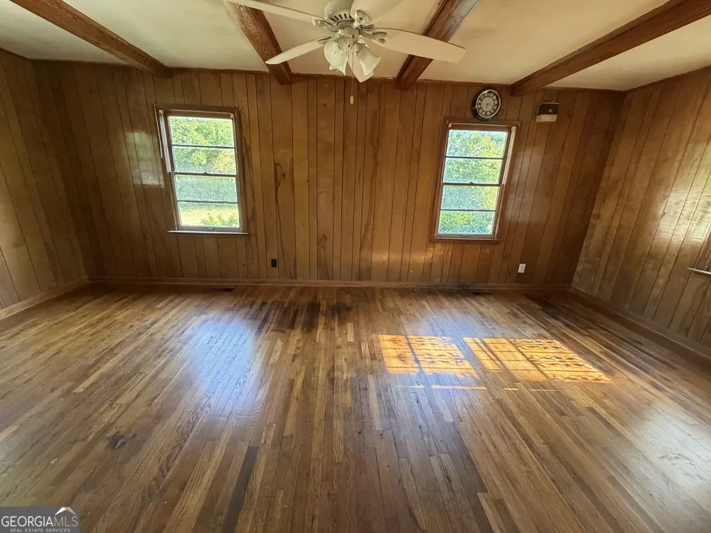 854 N 11th AVE Lanett, AL 36863