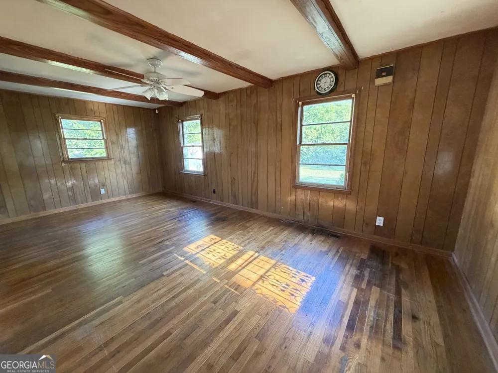 854 N 11th AVE Lanett, AL 36863