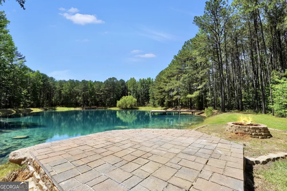 2714 Weems RD Molena, GA 30258