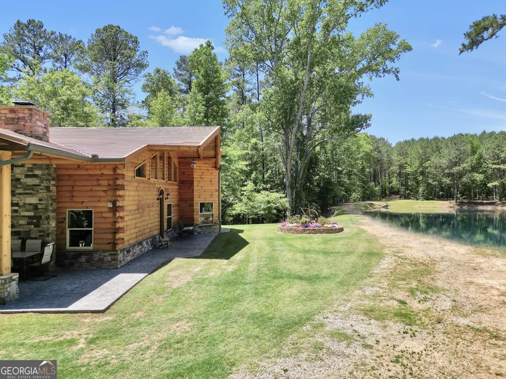 2714 Weems RD Molena, GA 30258