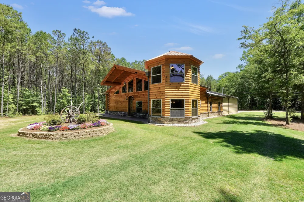 2714 Weems RD Molena, GA 30258
