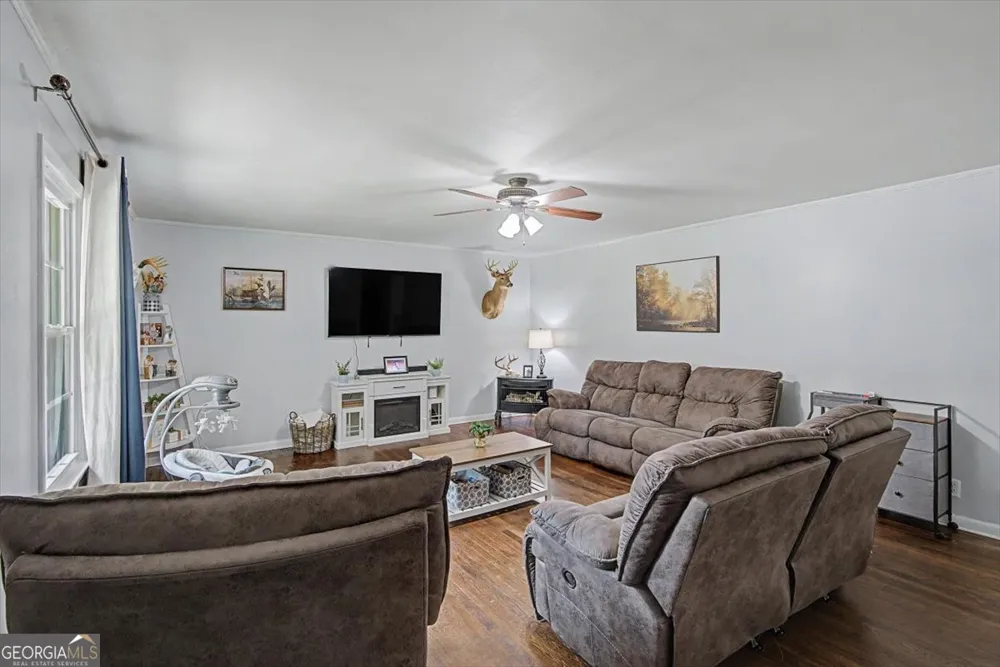 98 James ST Tallapoosa, GA 30176