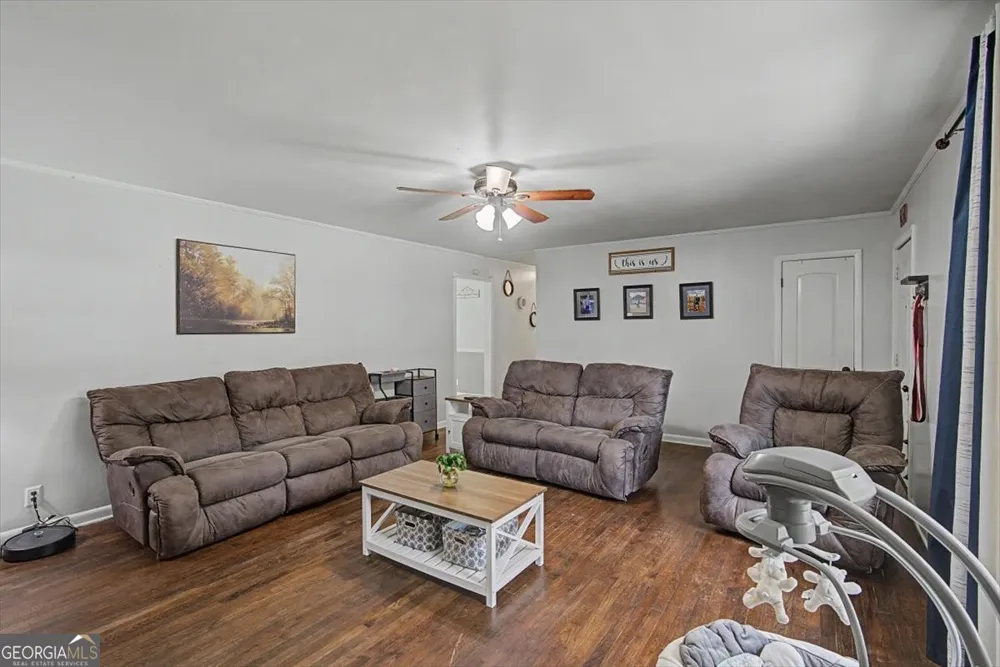 98 James ST Tallapoosa, GA 30176