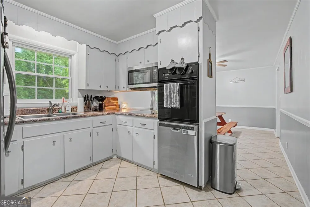 98 James ST Tallapoosa, GA 30176