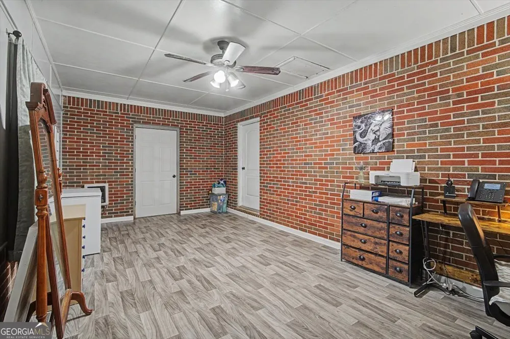 98 James ST Tallapoosa, GA 30176