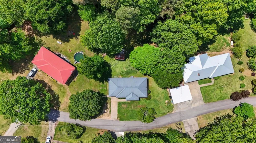 98 James ST Tallapoosa, GA 30176