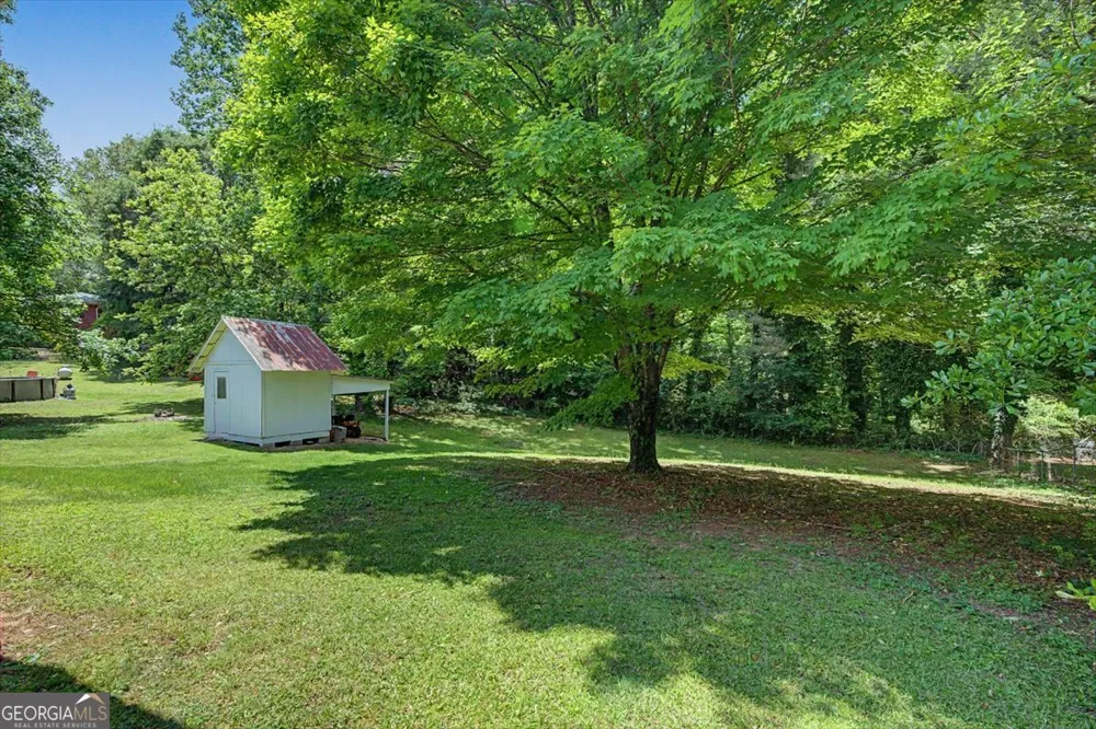 98 James ST Tallapoosa, GA 30176