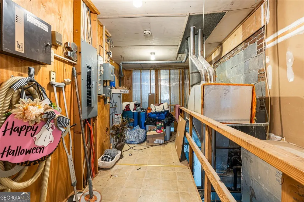 230 Tucker RD Warner Robins, GA 31088