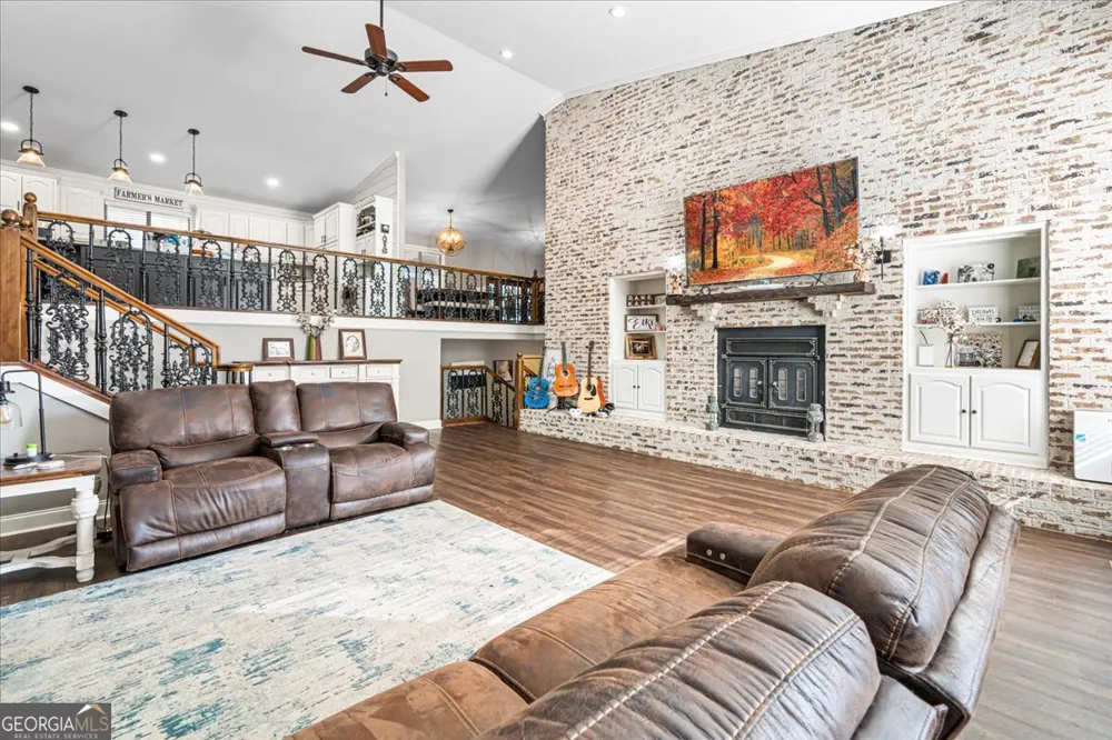 230 Tucker RD Warner Robins, GA 31088