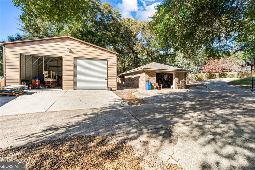 230 Tucker RD Warner Robins, GA 31088