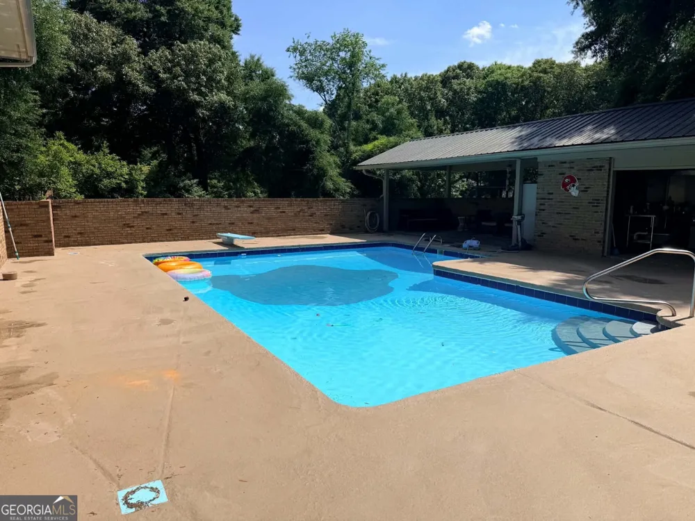 230 Tucker RD Warner Robins, GA 31088