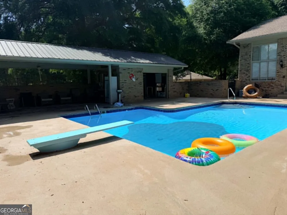 230 Tucker RD Warner Robins, GA 31088