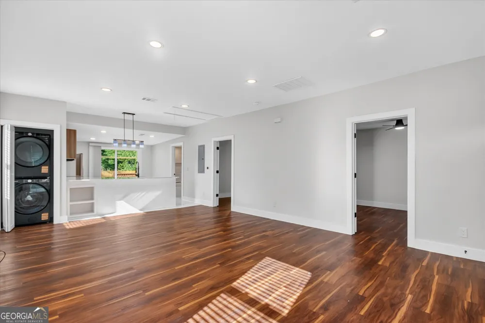 1011 Richards ST Savannah, GA 31415