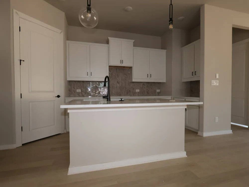 192 Bishop Wood Road Dripping Springs, TX 78620