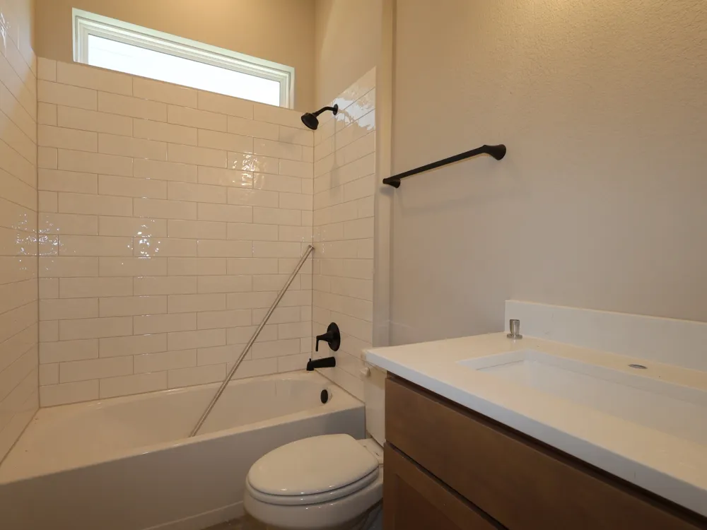 192 Bishop Wood Road Dripping Springs, TX 78620