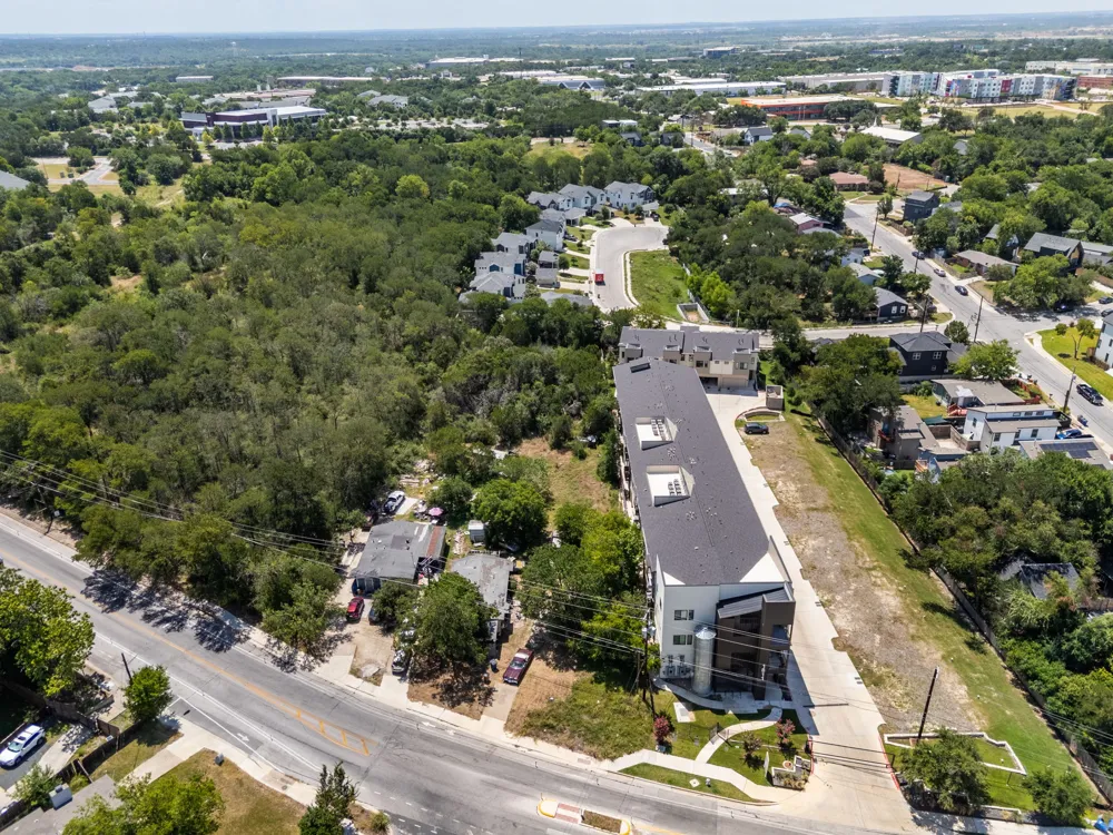 1813 Webberville Road Austin, TX 78721