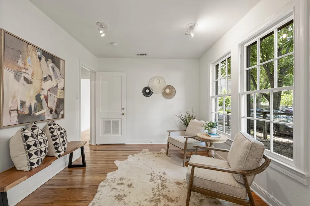 4912 Avenue G Austin, TX 78751