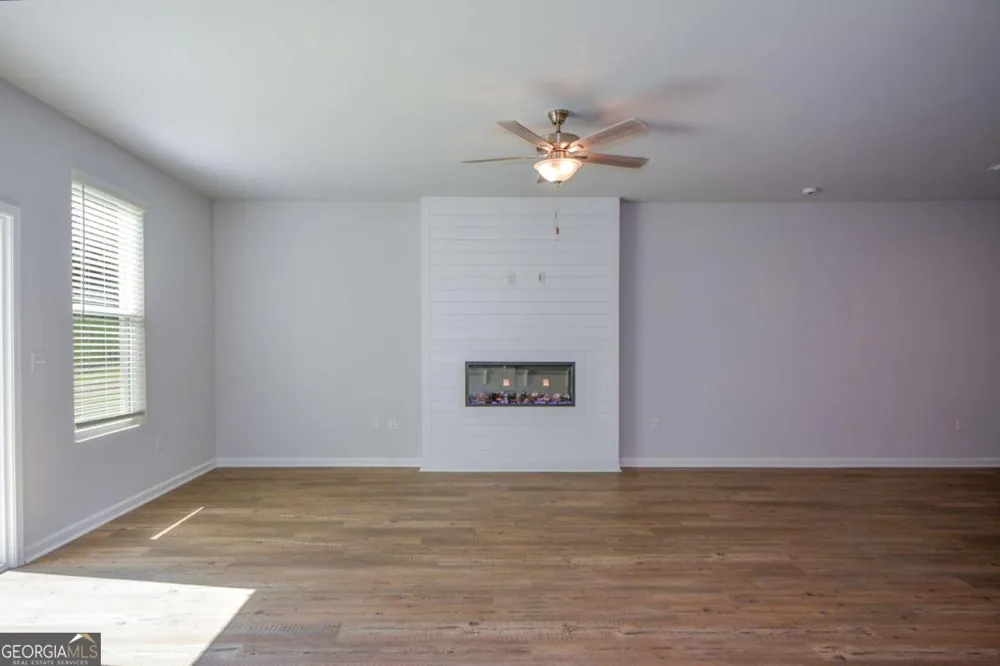 104 Green Love LN Grayson, GA 30017