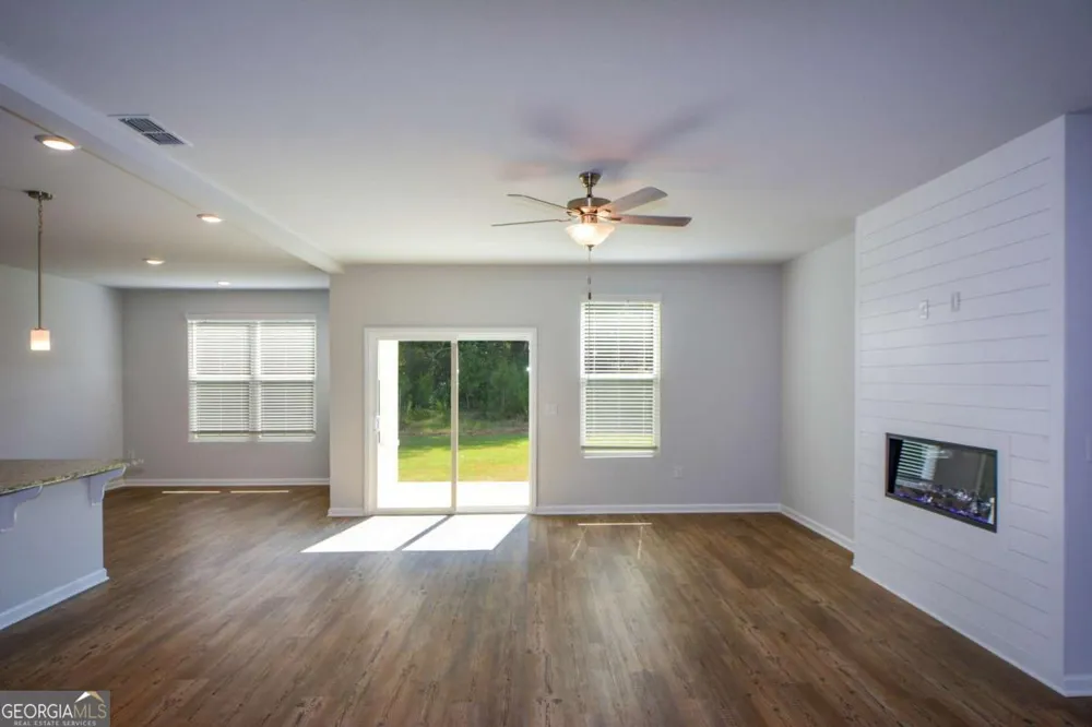 104 Green Love LN Grayson, GA 30017