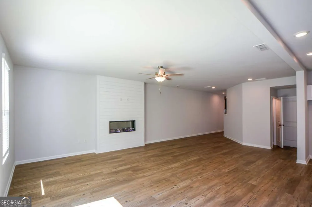 104 Green Love LN Grayson, GA 30017