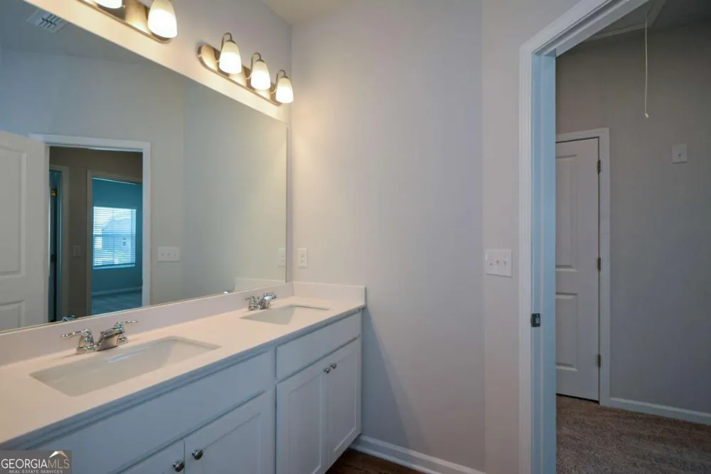 104 Green Love LN Grayson, GA 30017