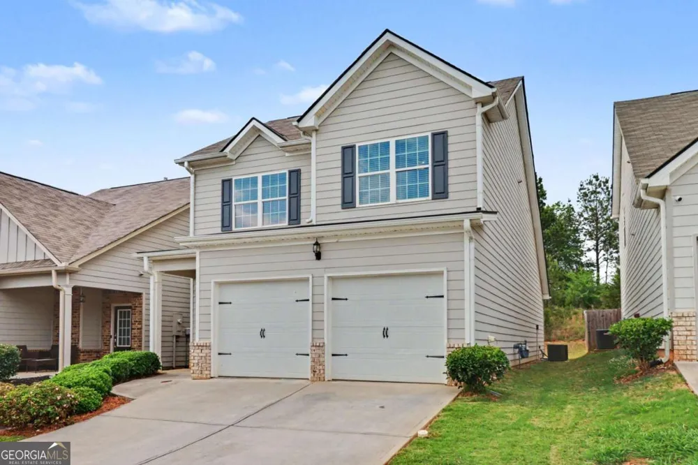 85 Castlemoor LOOP Adairsville, GA 30103
