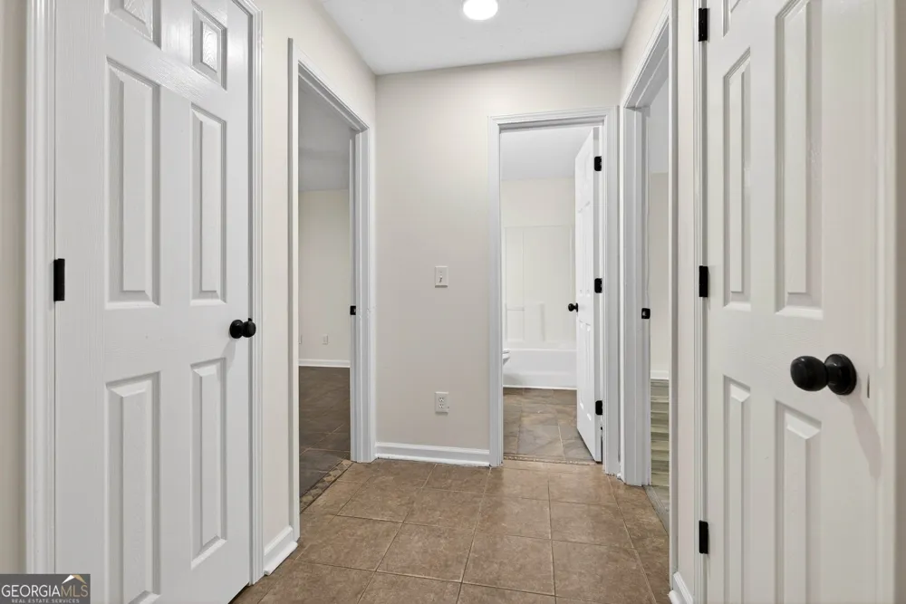 48 Fawn DR Grantville, GA 30220